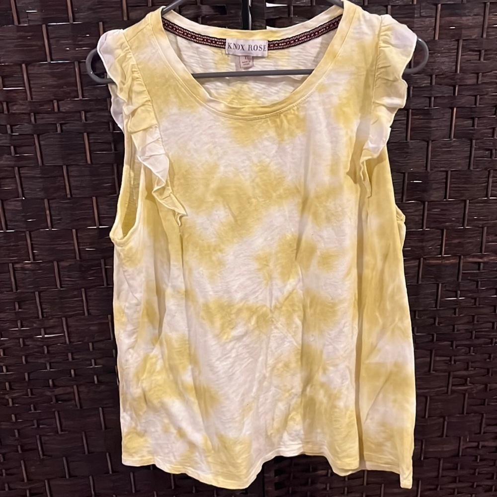 Knox rose tank top for sale size large